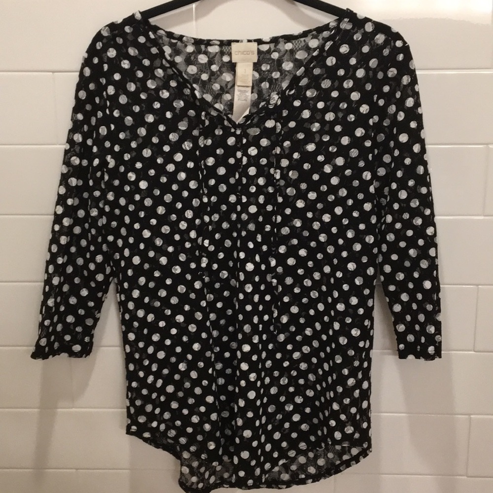 Chico’s size 1 lace 100% nylon top. Black/white